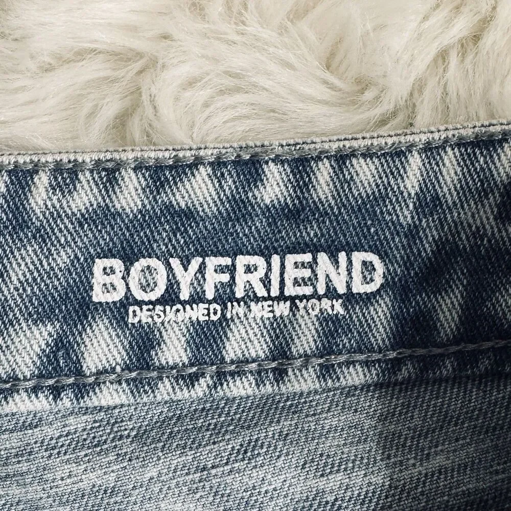 Rubberband Boyfriend Jeans 11/12 (32x26) Blue Stonewash Distressed Denim Juniors
